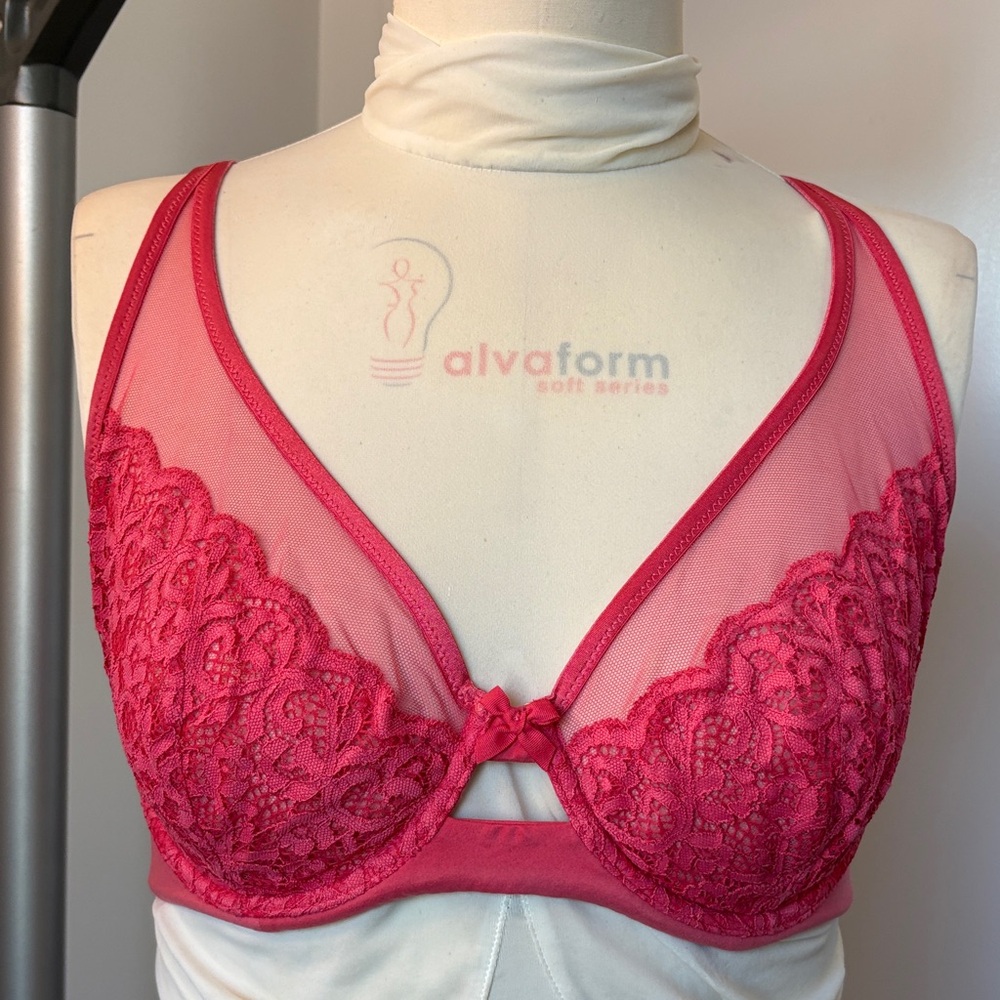 Vintage Victoria's Secret Fuchsia Lace Mesh Bra